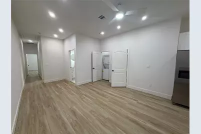 808 W 10th Street, Dallas, TX 75208 - Photo 11