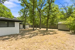 1500 W Lavender Ln, Arlington, TX 76013 - Photo 29