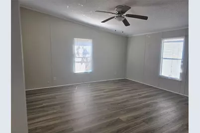 100 Crow Street, Mabank, TX 75156 - Photo 9