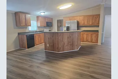 100 Crow Street, Mabank, TX 75156 - Photo 7
