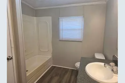 100 Crow Street, Mabank, TX 75156 - Photo 21