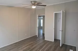 100 Crow St, Mabank, TX 75156 - Photo 25
