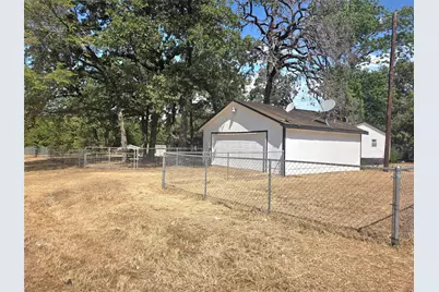 100 Crow Street, Mabank, TX 75156 - Photo 3