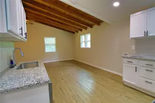 142 Andrea St, Pottsboro, TX 75076 - Photo 7