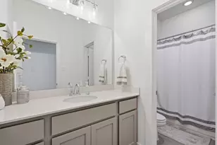 2817 Stanley Ave, Fort Worth, TX 76110 - Photo 19