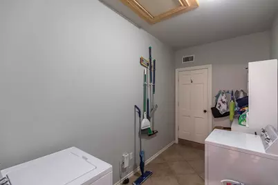 1102 Oldham Lane, Abilene, TX 79602 - Photo 15