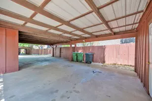 7608 Bridges Ave, Richland Hills, TX 76118 - Photo 23