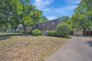 7608 Bridges Ave, Richland Hills, TX 76118 - Photo 3