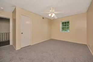 7608 Bridges Ave, Richland Hills, TX 76118 - Photo 17