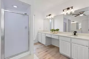 807 Fondren Dr, Arlington, TX 76001 - Photo 15