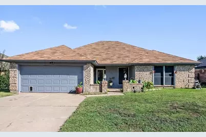 807 Fondren Drive, Arlington, TX 76001 - Photo 1