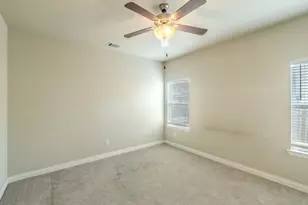 2016 Langston St, Fort Worth, TX 76105 - Photo 9