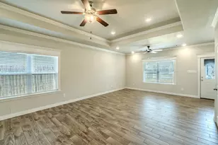 2016 Langston St, Fort Worth, TX 76105 - Photo 5