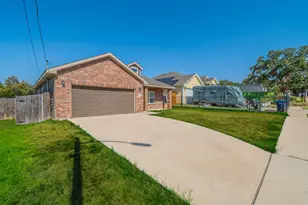 2016 Langston St, Fort Worth, TX 76105 - Photo 19