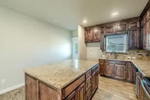 2016 Langston St, Fort Worth, TX 76105 - Photo 7
