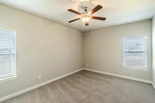 2016 Langston St, Fort Worth, TX 76105 - Photo 17