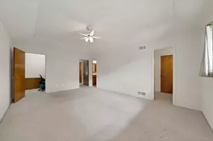 9630 Fallbrook Dr, Dallas, TX 75243 - Photo 11