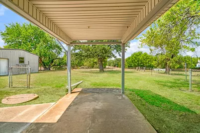 537 Farm Road 2820, Sumner, TX 75486 - Photo 23