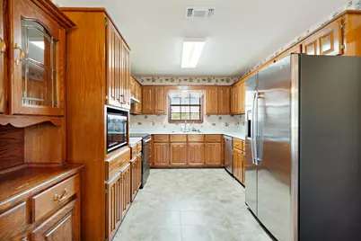 537 Farm Road 2820, Sumner, TX 75486 - Photo 5