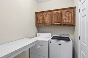 611 Dancer Ln, Lancaster, TX 75146 - Photo 23