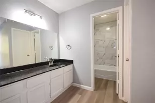 115 W Timberview Ln, Arlington, TX 76014 - Photo 7