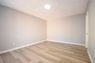 115 W Timberview Ln, Arlington, TX 76014 - Photo 9