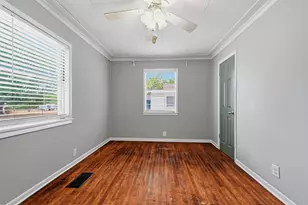 920 S Lee Ave, Sherman, TX 75090 - Photo 11