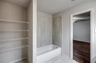 1561 Knottingham Dr, Little Elm, TX 75068 - Photo 21