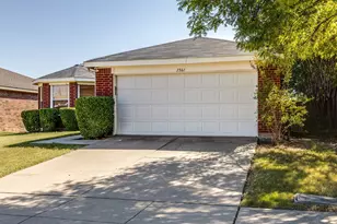 1561 Knottingham Dr, Little Elm, TX 75068 - Photo 3