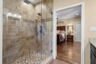 301 Meadow Knoll Drive, Double Oak, TX 75077 - Photo 19