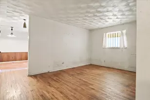 820 Colgate Dr, Lancaster, TX 75134 - Photo 5