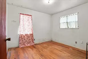 820 Colgate Dr, Lancaster, TX 75134 - Photo 15