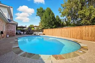 537 Purdue Dr, Lewisville, TX 75067 - Photo 11