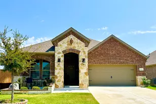 10922 Autry Ridge Ln, Aubrey, TX 76227 - Photo 1