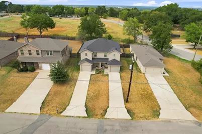 2805 W Washington Street, Denison, TX 75020 - Photo 19