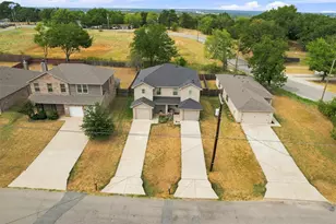 2805 W Washington St, Denison, TX 75020 - Photo 19