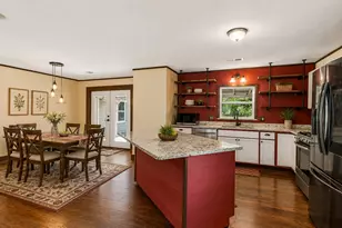 416 S Harrison St, Pilot Point, TX 76258 - Photo 5