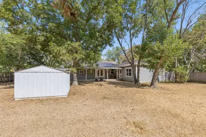 416 S Harrison Street, Pilot Point, TX 76258 - Photo 17