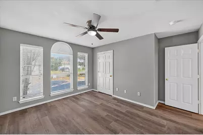 352 Mesquite Hill Drive, Arlington, TX 76002 - Photo 3