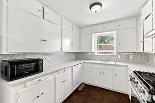 1900 Sutter St, Fort Worth, TX 76107 - Photo 9