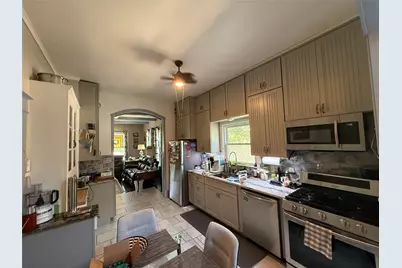 2223 N 6th Street, Waco, TX 76708 - Photo 7