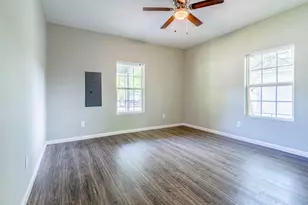 1457 W Austin St, Paris, TX 75460 - Photo 11