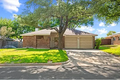 424 Grand Meadow Drive, Fort Worth, TX 76108 - Photo 3
