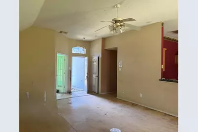 111 Craddock, Glenn Heights, TX 75154 - Photo 3