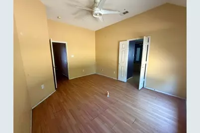 111 Craddock, Glenn Heights, TX 75154 - Photo 23
