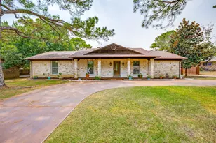 233 Oak St, Highland Village, TX 75077 - Photo 1