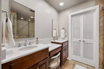 411 W 7th Street #906, Fort Worth, TX 76102 - Photo 15