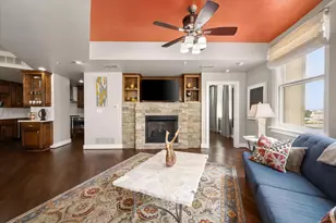 411 W 7th St, Fort Worth, TX 76102 - Photo 7