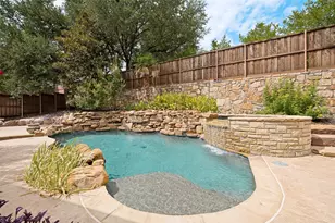 1001 Well Meadow Ln, McKinney, TX 75071 - Photo 3