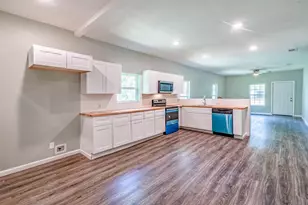 1457 W Austin St, Paris, TX 75460 - Photo 1